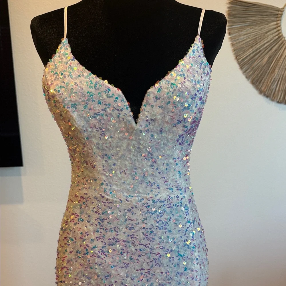B. Smart White Sequin Prom Dress - Picture 10 of 15